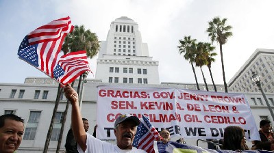 California gives illegal immigrants driver's licenses